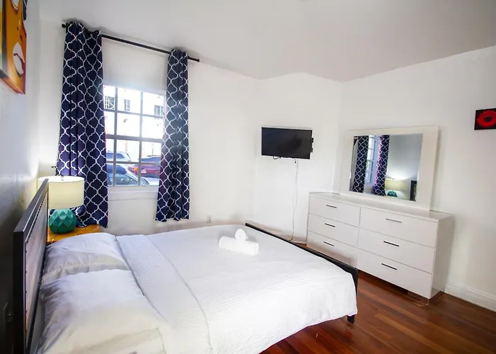 Hispaniola Apartments Part Of The Oasis Casita Collection